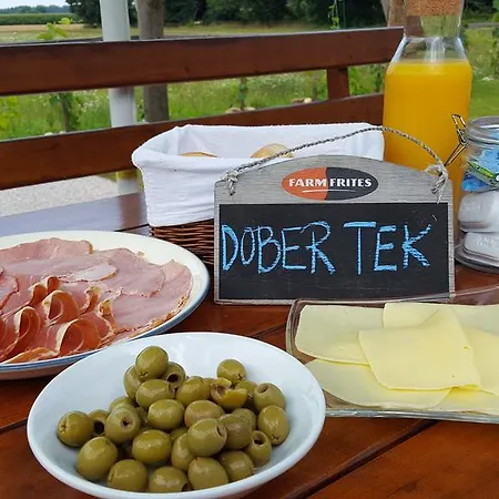 בית הארחה Rosa