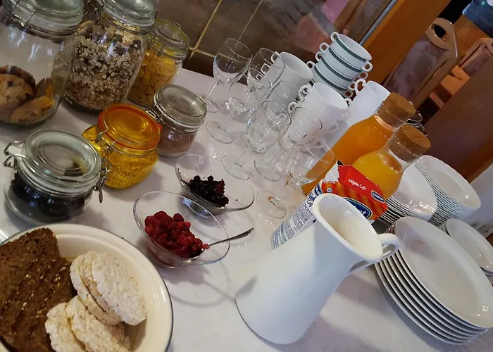 Rosa ゲストハウス 3*